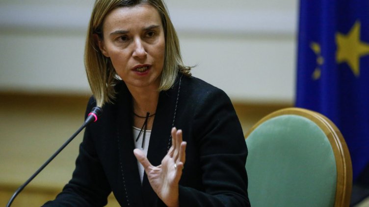 Федерика Могерини и Йоханес Хан ще разговарят с външните министри на ЕС за Сирия и Западните Балкани в София