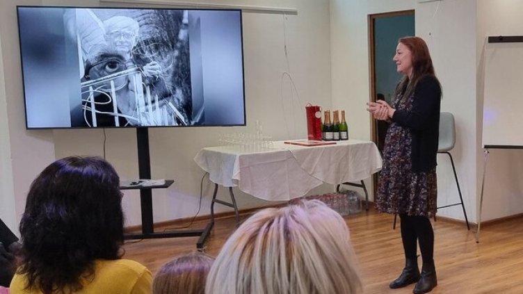 Новото културно пространство на евреите във Варна носи името на Валери Петров