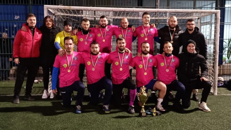 Нови победи за фаворитите в АМФЛ - Варна