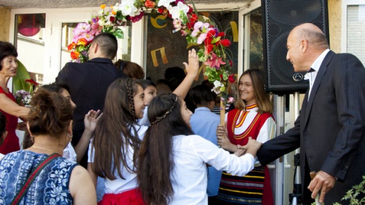 В живота си будните имат трима учители