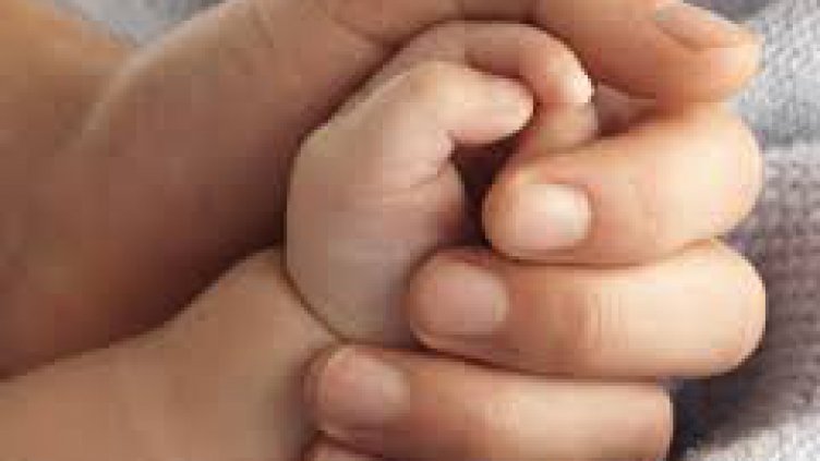 25 британки родиха девствени