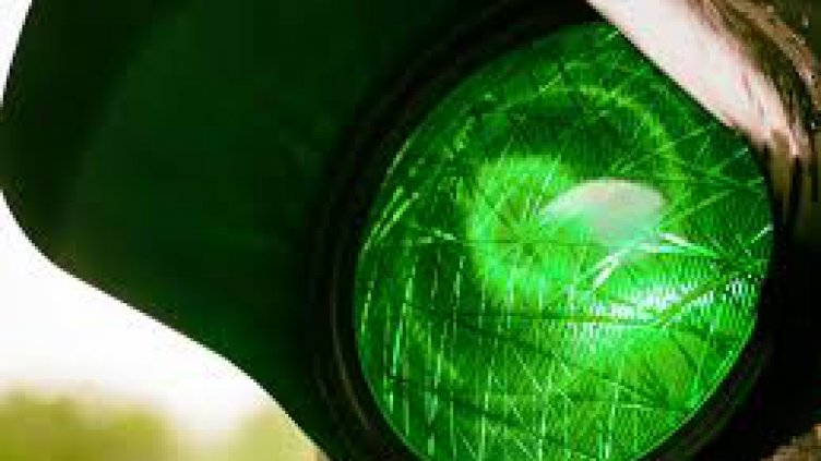 22 дни светофар свети само зелено!