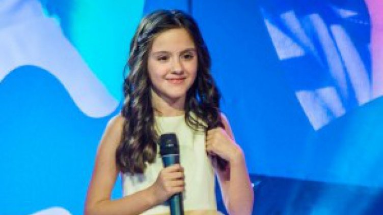 Лидия Ганева на върха във фен класацията за Евровизия  