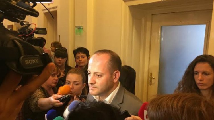 Радан Кънев: Оставката на просветния министър е фишек
