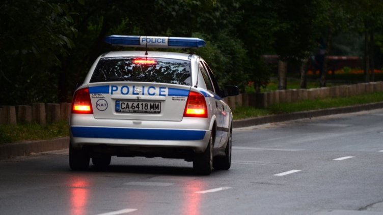 Изключен е петокласникът, ударил учителка в Царево