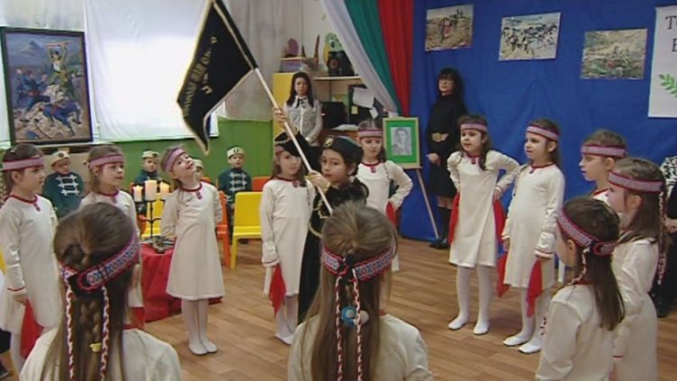 Варненчета възродиха атмосферата на Освобождението (ВИДЕО)