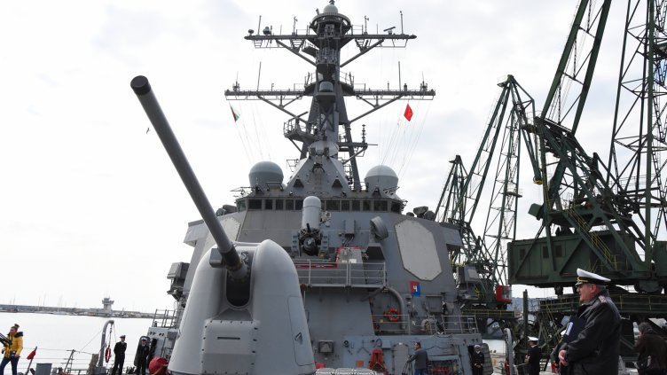 US разрушител дойде по линия на партньорството ни с НАТО във Варна