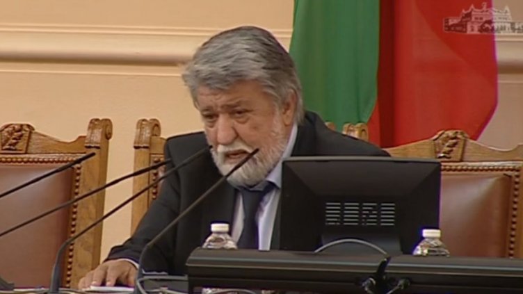 Вежди Рашидов подаде оставка като депутат