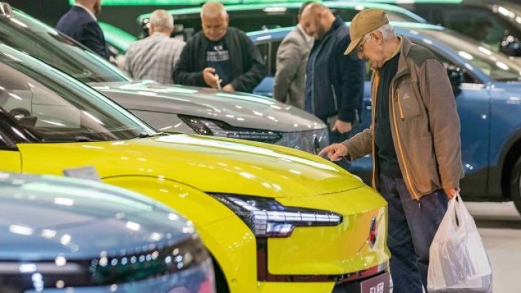 Новите коли поскъпват