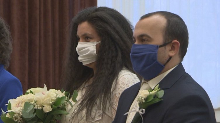 По-малко бракове, но и по-малко разводи във Варненско в пандемията