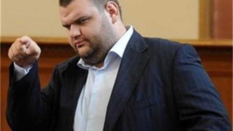 Пеевски в битка за трети депутатски мандат