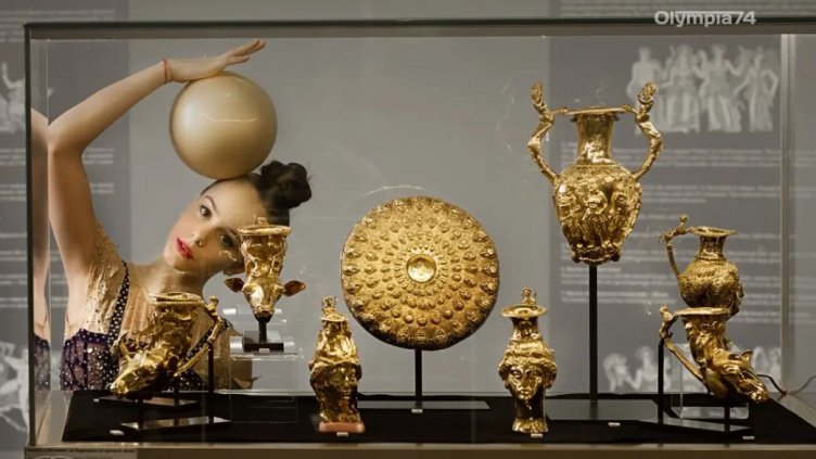 Гимнастички и злато в арт проект