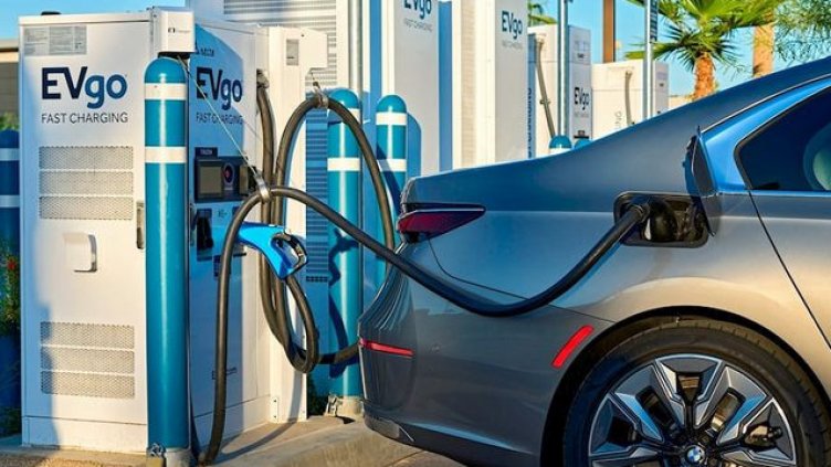 Сметката: Зареждането на електромобилите стана по-скъпо от горивото