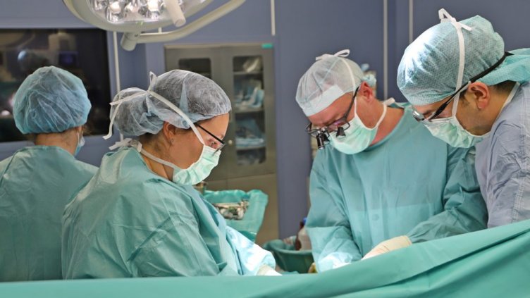 73-годишен в мозъчна смърт дари живот на трима души