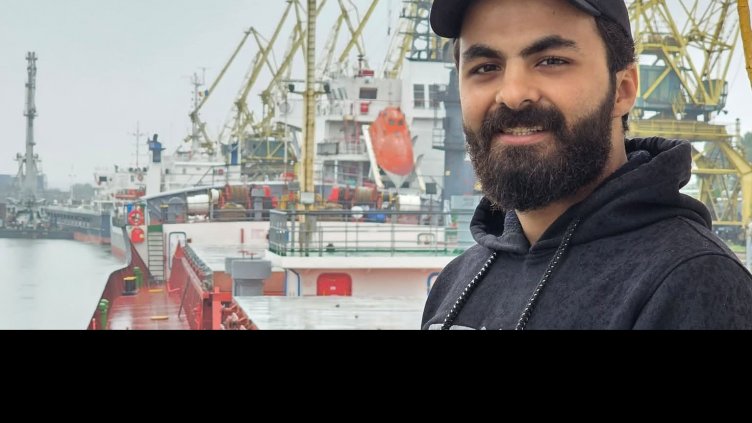 Близки на моряците от потъналите край България кораби питат дали не са в болници във Варна