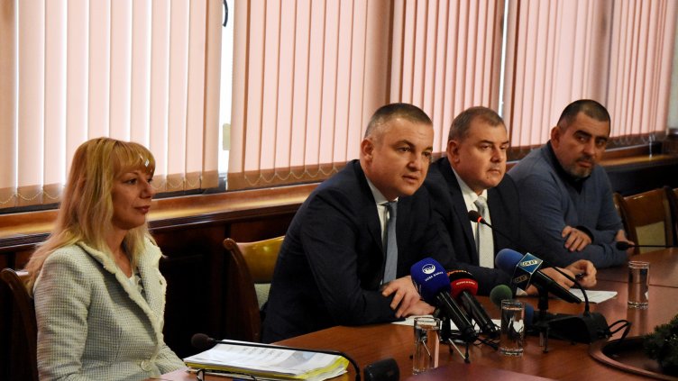 Иван Портних: Търсим механизъм за финансиране на ремонтите на домовете на пострадалите във „Владиславово“