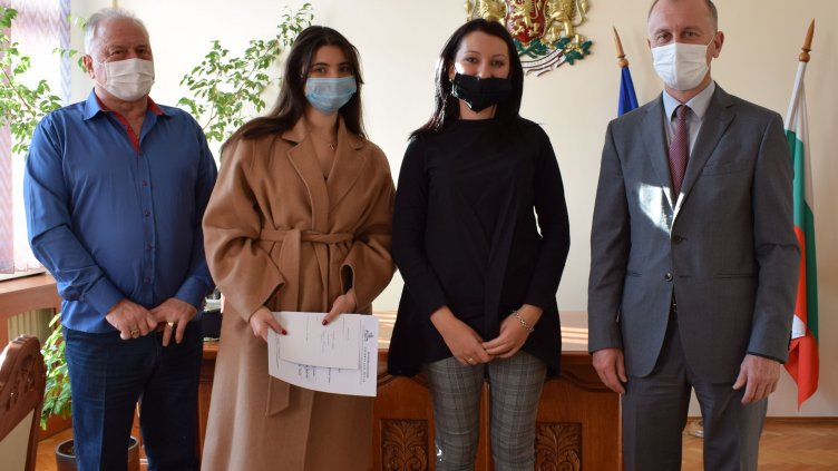 Окръжен съд - Варна, прие двама нови стажанти