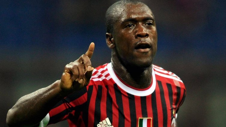 Сеедорф рита в благотворителен мач край Варна