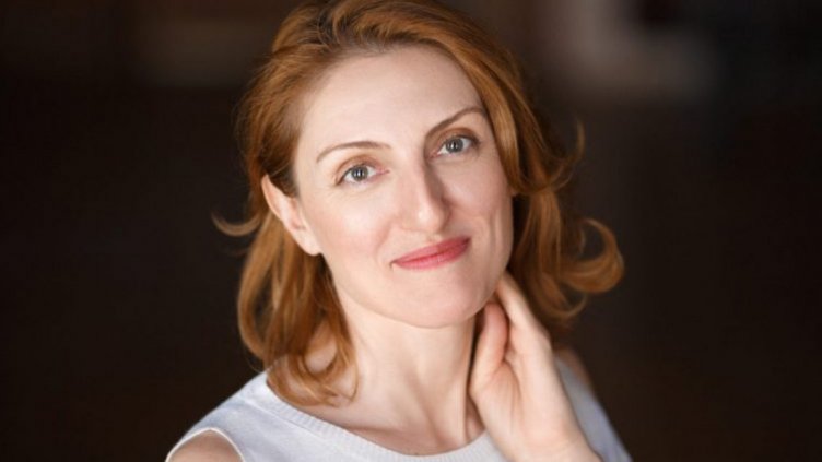 Арменската писателка Нарине Абгарян идва за "Варна Лит"