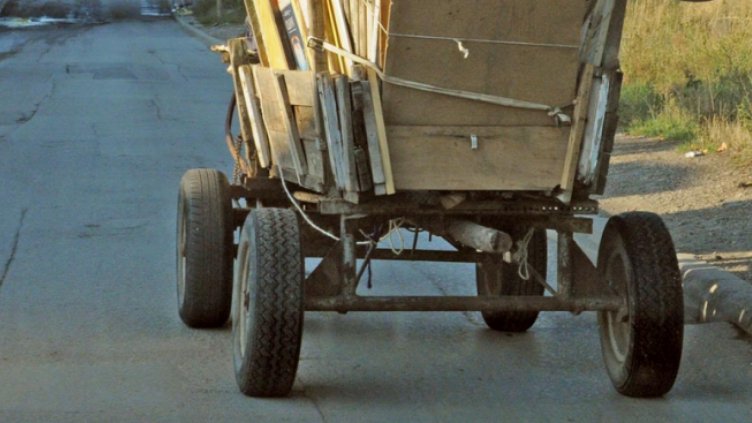 Почина момчето, паднало от каруца в Луковит 