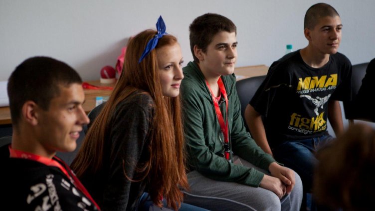 Броят на приемните семейства във Варна ще достигне 100 до края на годината