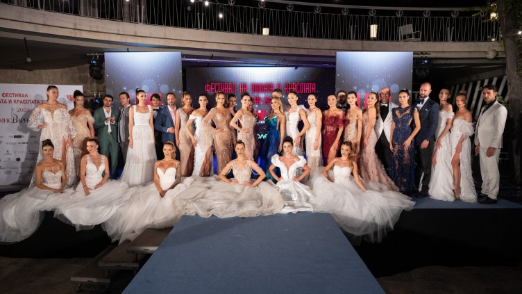 Феерия от мода, блясък и красота заляха Варна