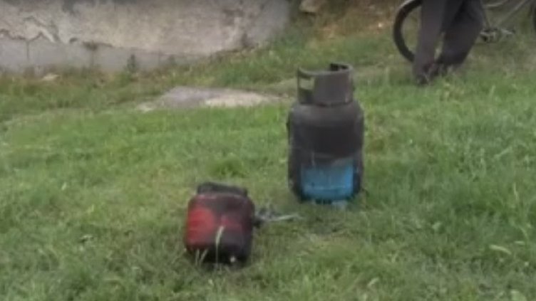 Баба и дете пострадаха при взрив на газова бутилка