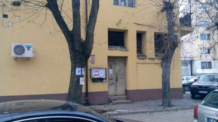 Жена се задуши, след като беше завързана със сезал