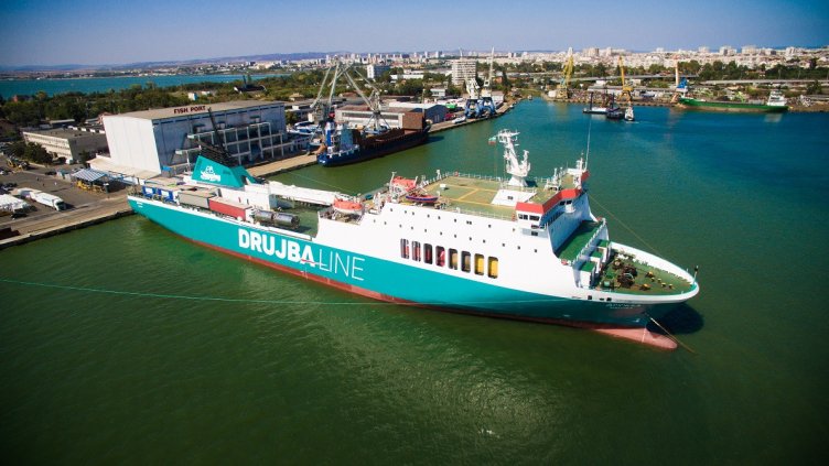 Български мoряци глacувaт в oткритo мoрe