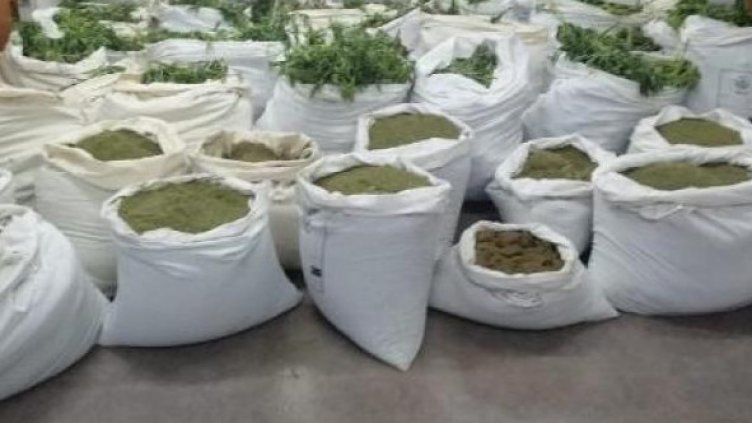 Арестуваха македонец и българин с над 130 кила марихуана на АМ "Тракия"