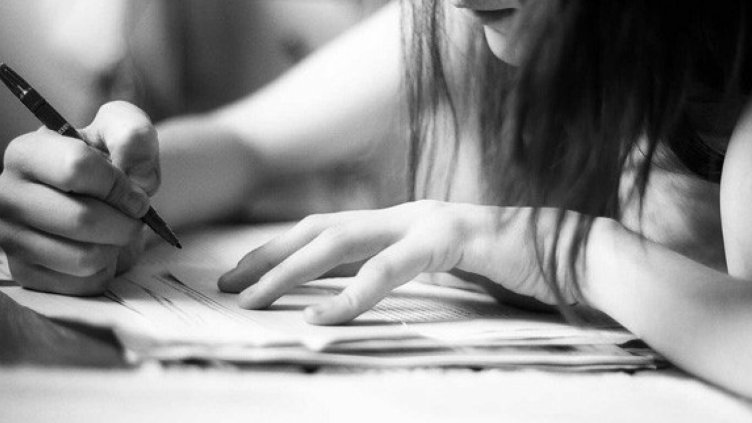 Експерт: Пищовите за матурите са бизнес