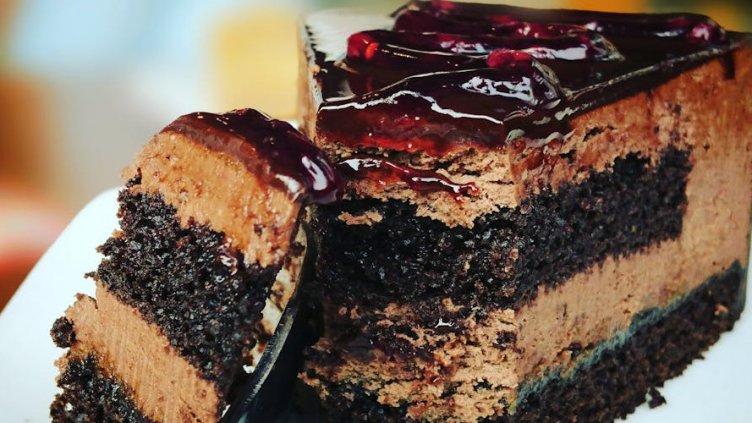 Учени разкриха защо винаги ни се хапва десерт