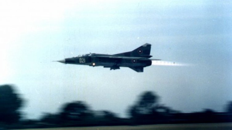 Военни от 6 държави летят на пределно малка височина у нас