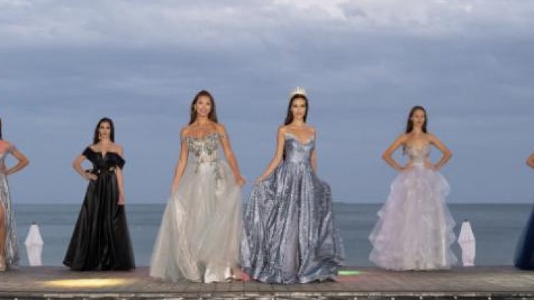 Мира Матеева лично подготвя ослепителната Яна Стоянова за Мис България 2022