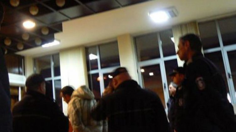 Орхан Изиров разреждал с чай хероина на убийците си, жена му спала с единия от тях