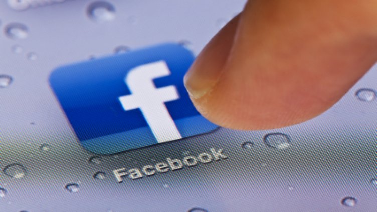 Извършва ли Facebook спорни психологически експерименти
