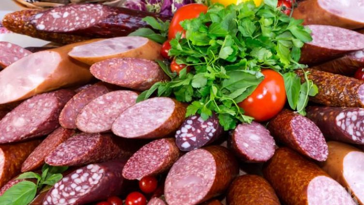 Луканката българска, а месото за нея – вносно! Свиневъдството ни е на ръба