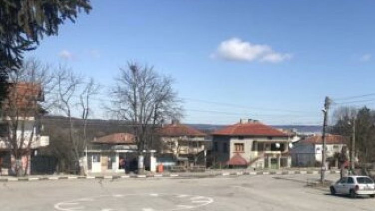 „Скорпион“, „Стрелец“, „Телец“ и „Дева“... Варненско село се превръща в Зодиак