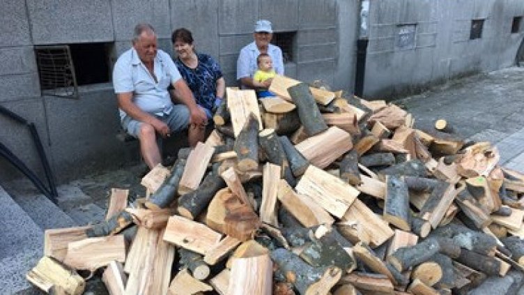 41 886 куб. м. са доставени на 7715 семейства във Варненско