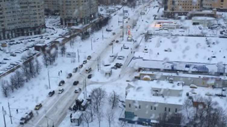 Рекордни снеговалежи в Москва (видео)