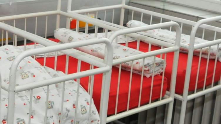 Бебе – 5,340 кг и ръст 60 см се роди в Стара Загора