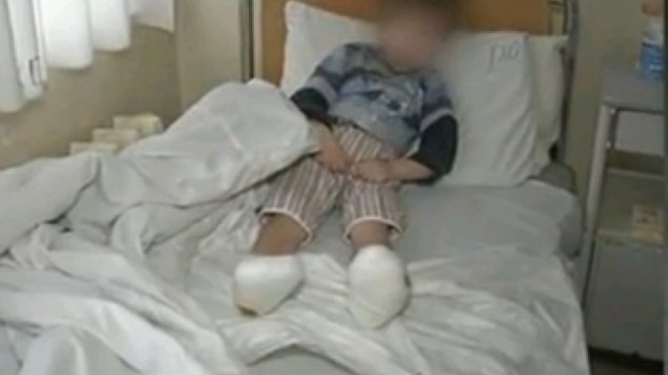 Местят в "Пирогов" момченцето с измръзнали крачета от Долна Липница