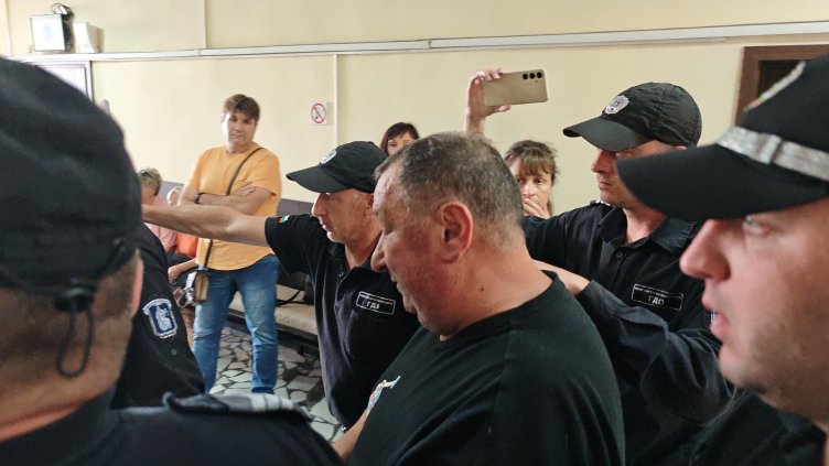 Всички обвинени по случая "Ягода" остават в ареста