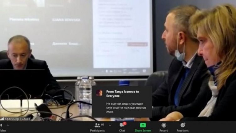 Пандемията осакати матурите. Без класиците за 7 и 12 клас. Кои точно отпадат?