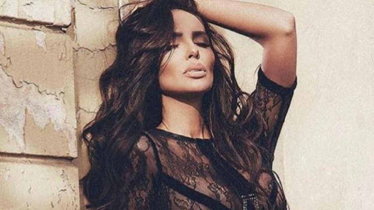 Николета завъртяла главата на Роналдо, била и с Гришо 