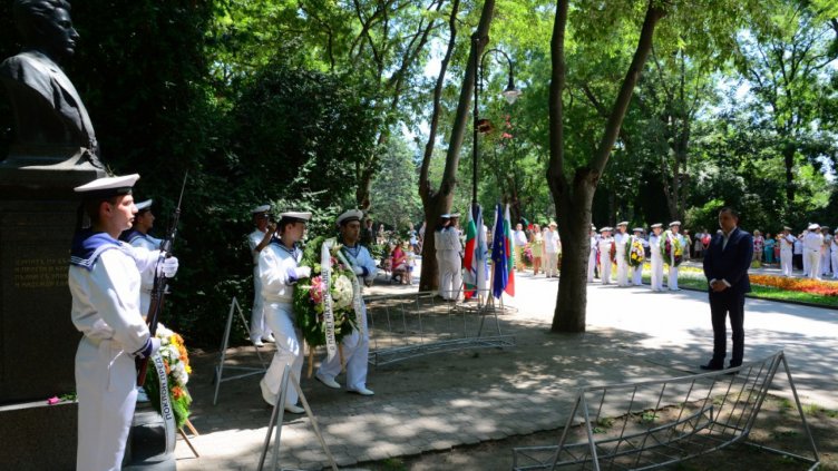 Варна отбеляза 178 години от рождението на Васил Левски