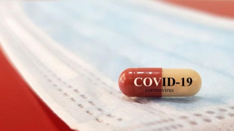 Пускат хапчета срещу COVID-19 за ЧНГ по аптеките