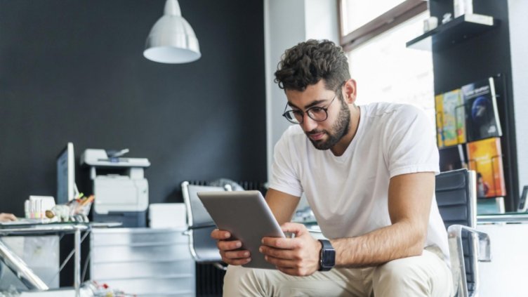 Набират молби от фирми за наемане на младежи за стаж и обучение във Варна