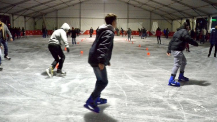 София има най-голямата ледена пързалка на Балканите
