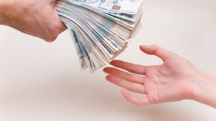 1,5 млрд. лева дължим на компании за бързи кредити